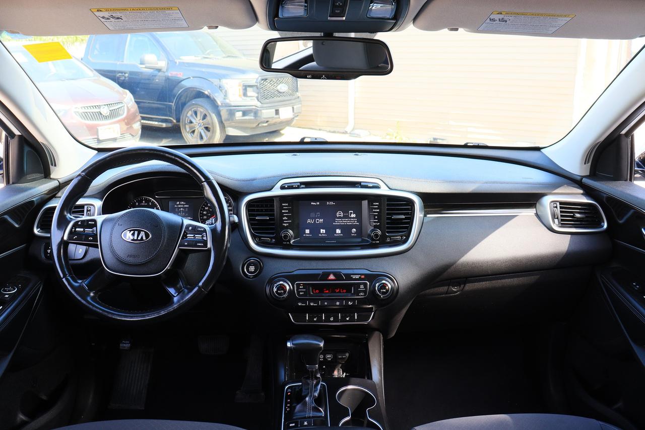 2019 Kia Sorento LX | AWD | 7 Seater | CarPlay | Cam | Alloys ++ Photo82
