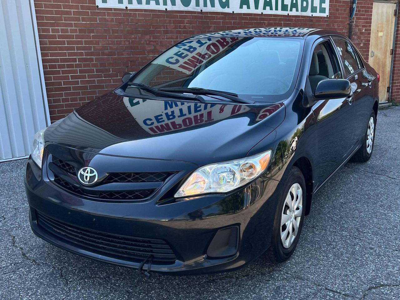 2011 Toyota Corolla CE Photo