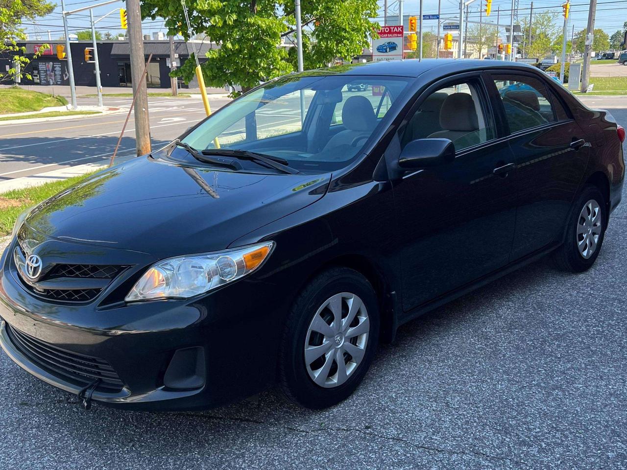 2011 Toyota Corolla CE Photo