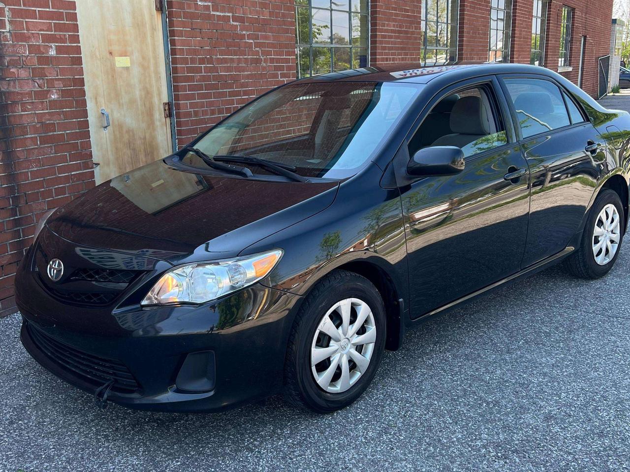 2011 Toyota Corolla CE Photo