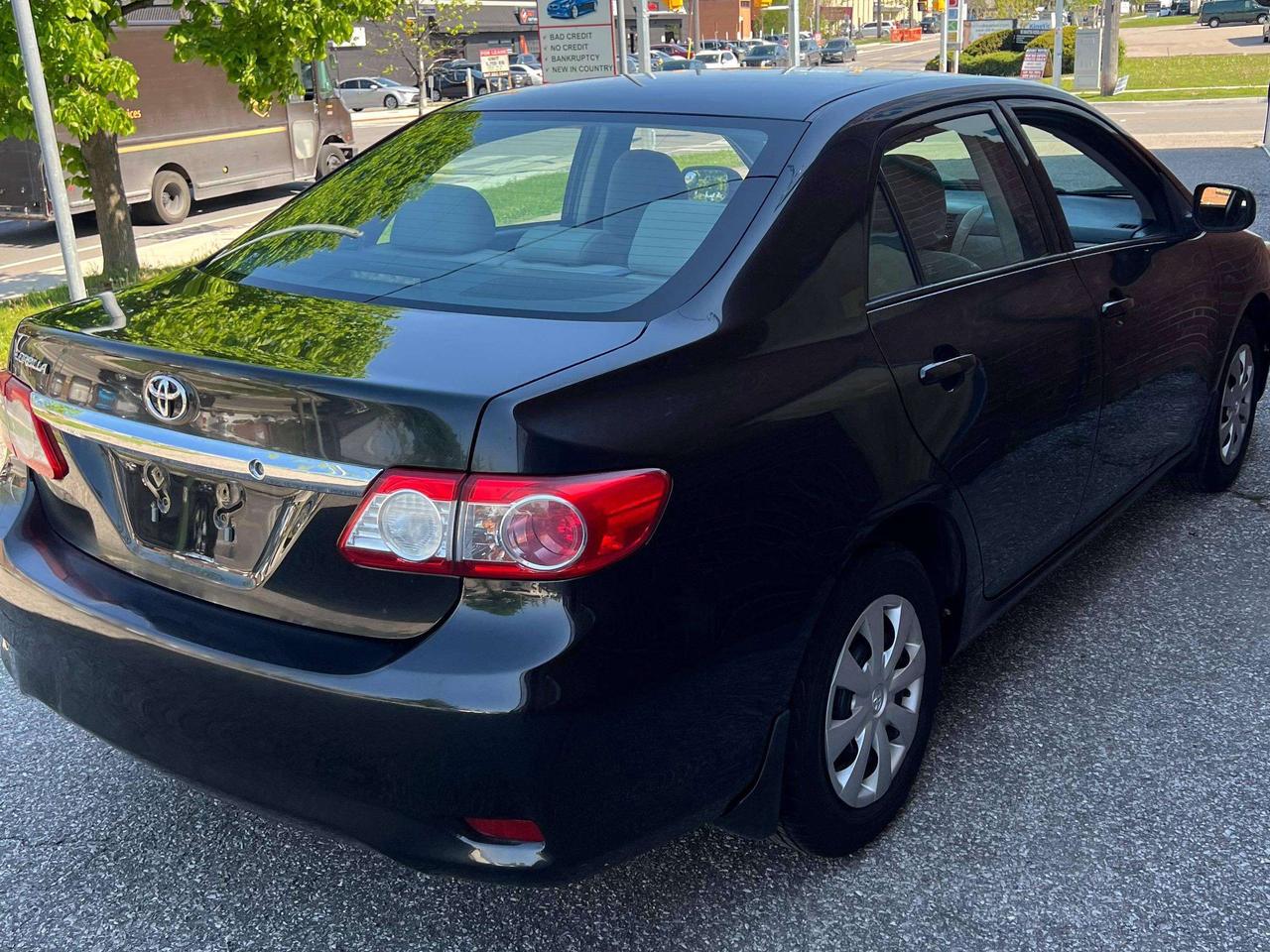 2011 Toyota Corolla CE Photo