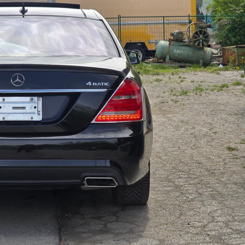 2012 Mercedes-Benz S-Class S 550 LWB 4MATIC Photo