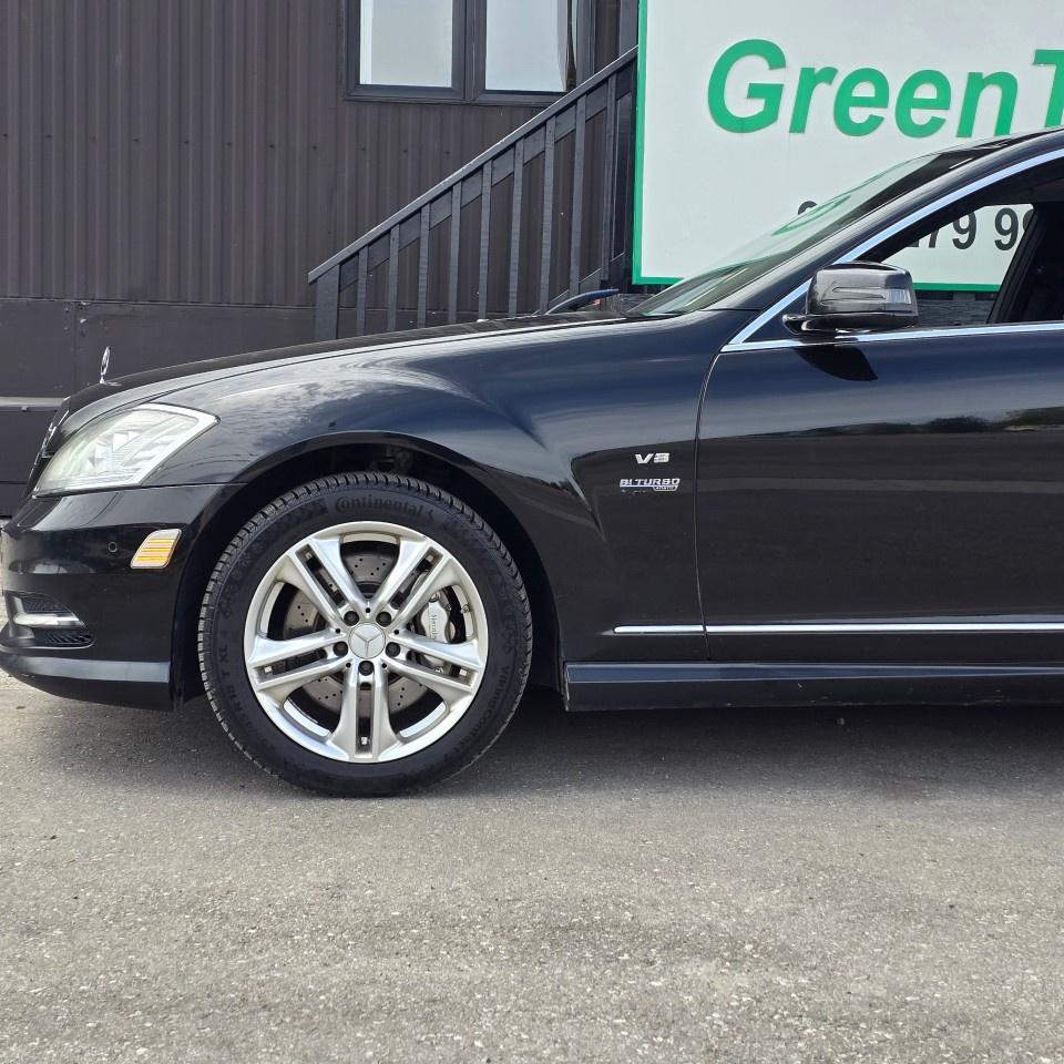 2012 Mercedes-Benz S-Class S 550 LWB 4MATIC Photo