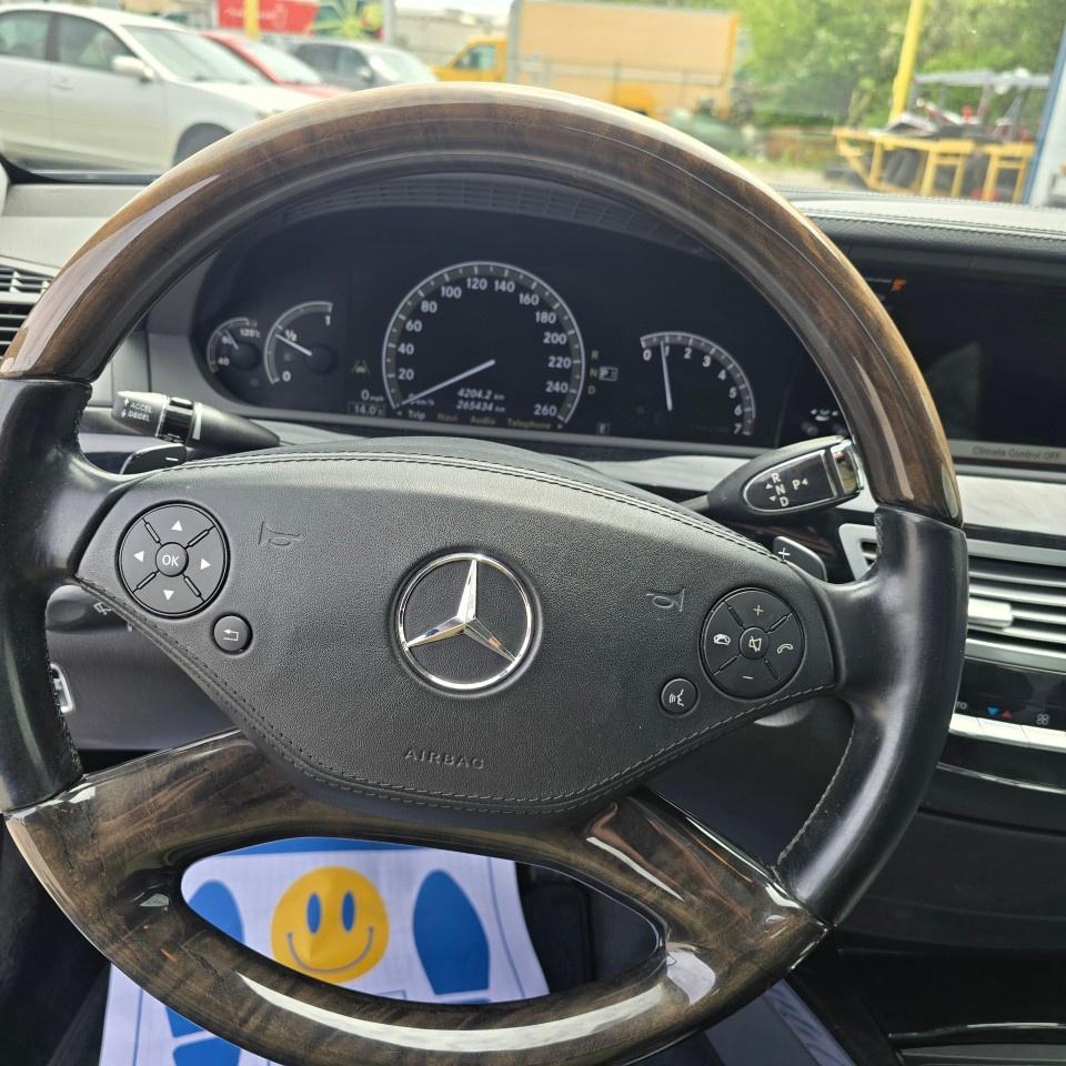 2012 Mercedes-Benz S-Class S 550 LWB 4MATIC Photo