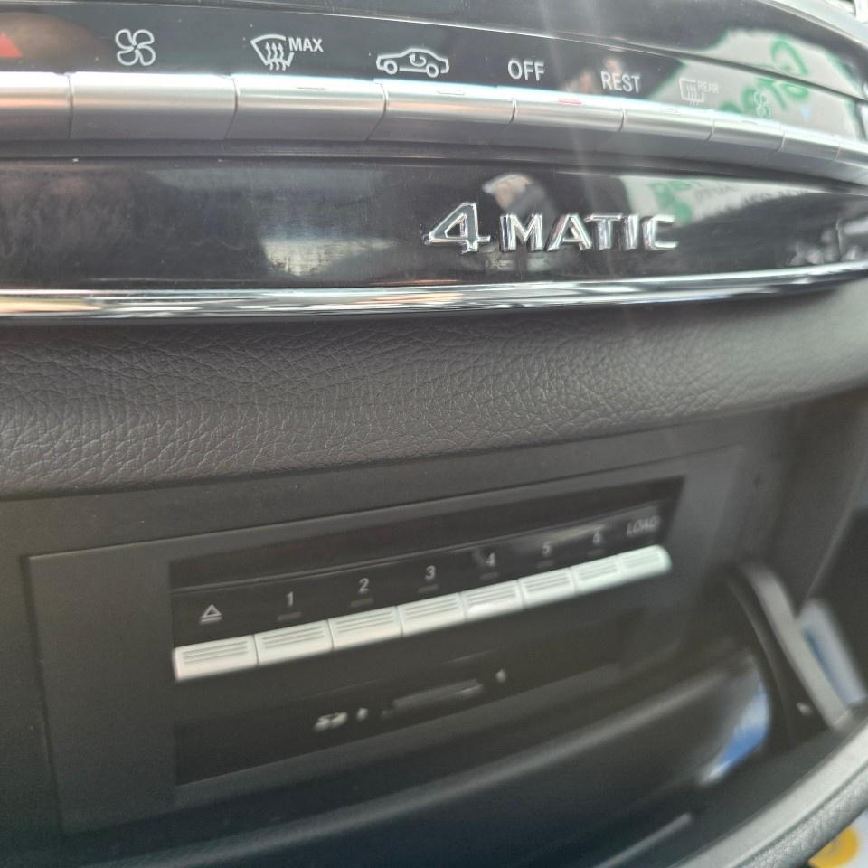 2012 Mercedes-Benz S-Class S 550 LWB 4MATIC Photo