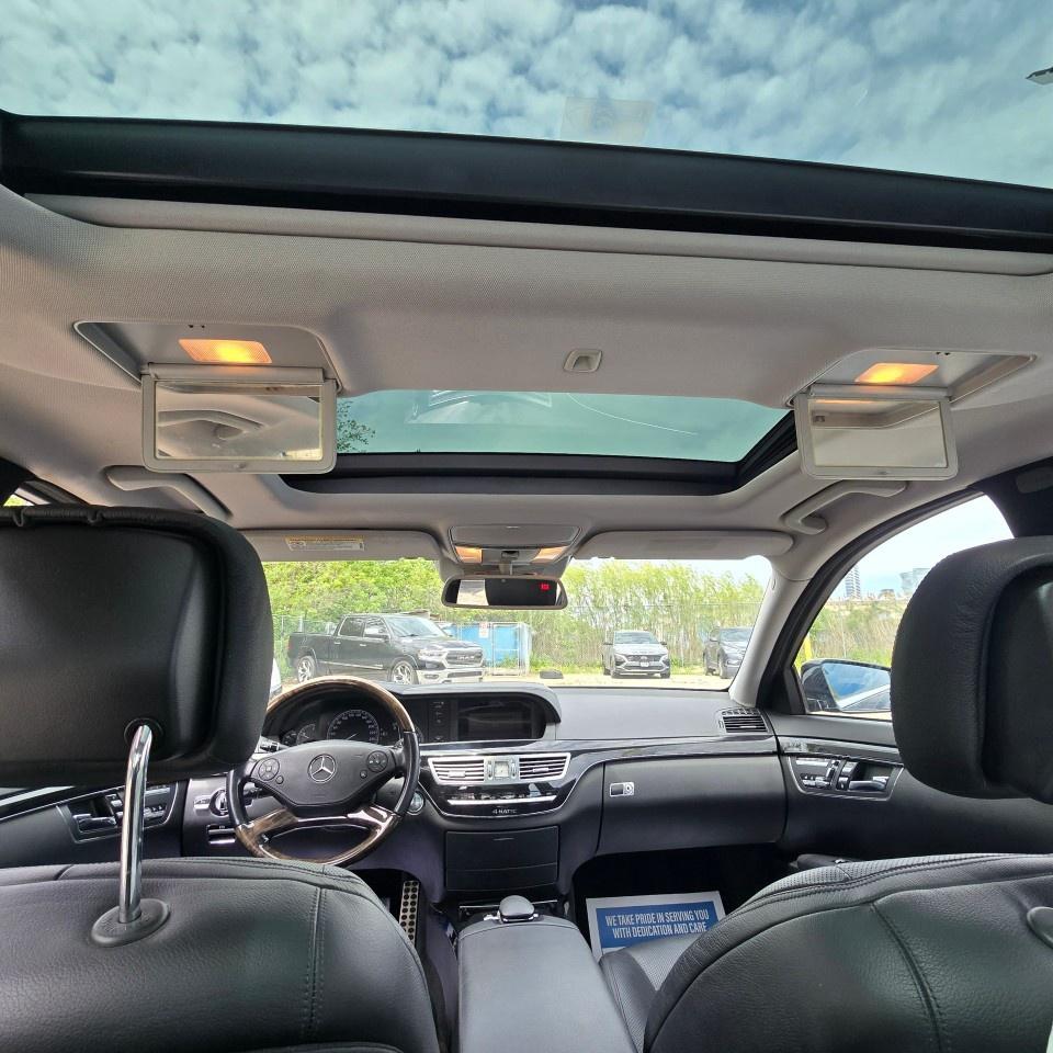 2012 Mercedes-Benz S-Class S 550 LWB 4MATIC Photo