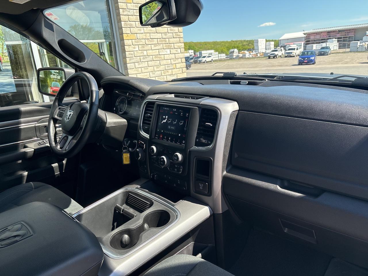 2022 RAM 1500 Classic WARLOCK Photo