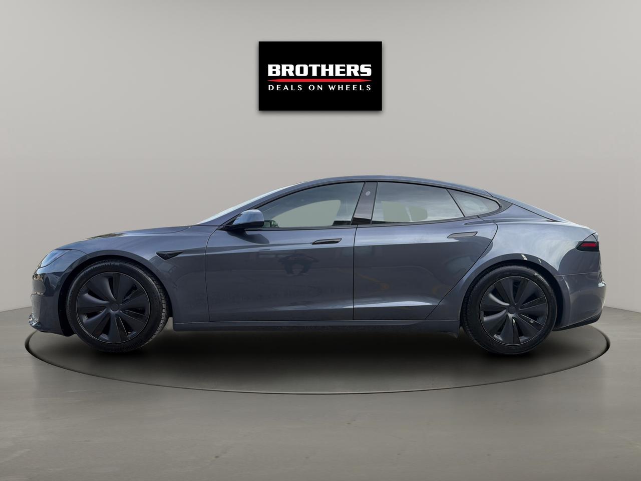 2022 Tesla Model S AWD No Accidents Photo