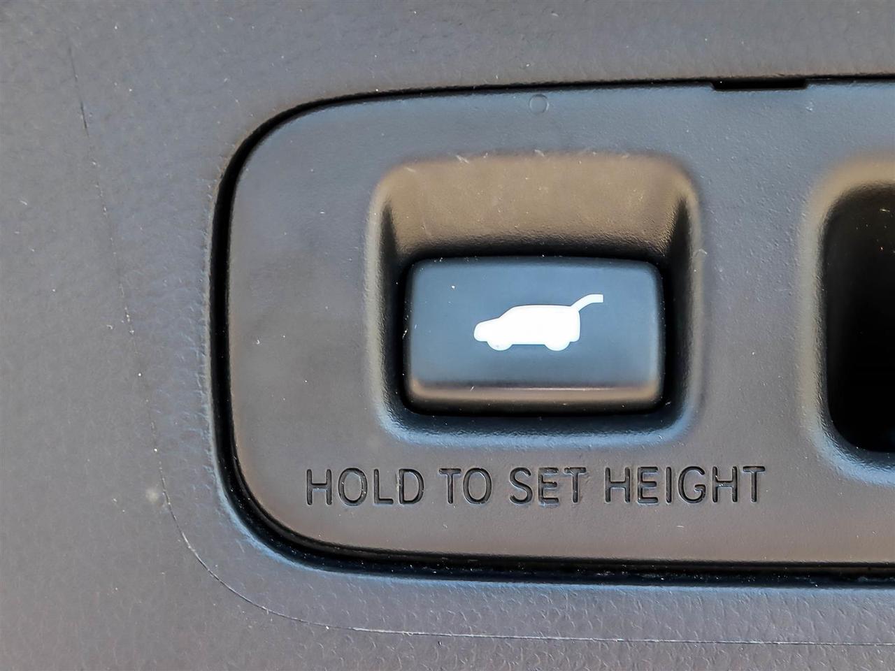 2024 Honda CR-V Hybrid Touring Photo