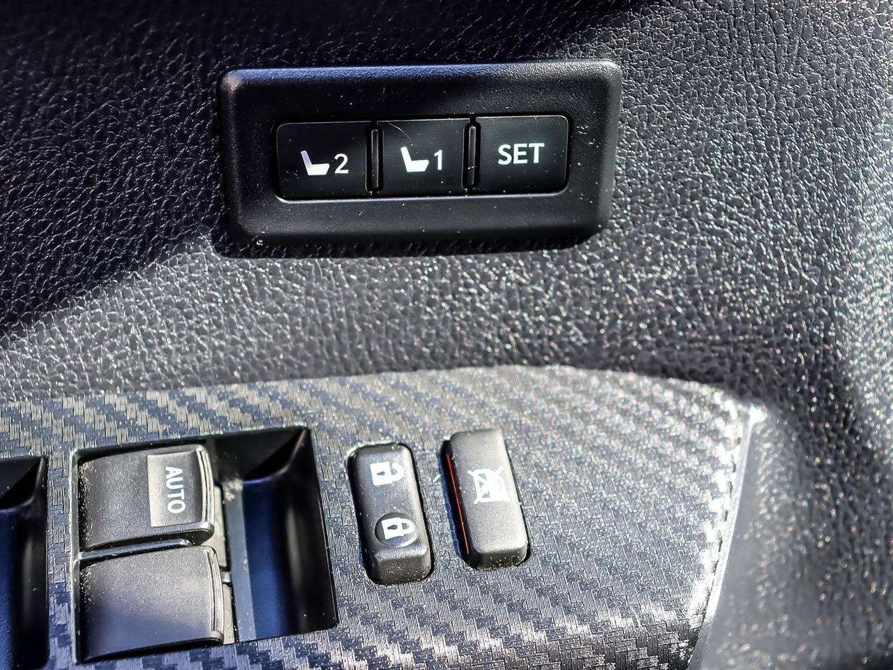 2013 Toyota RAV4 LIMITED  Photo