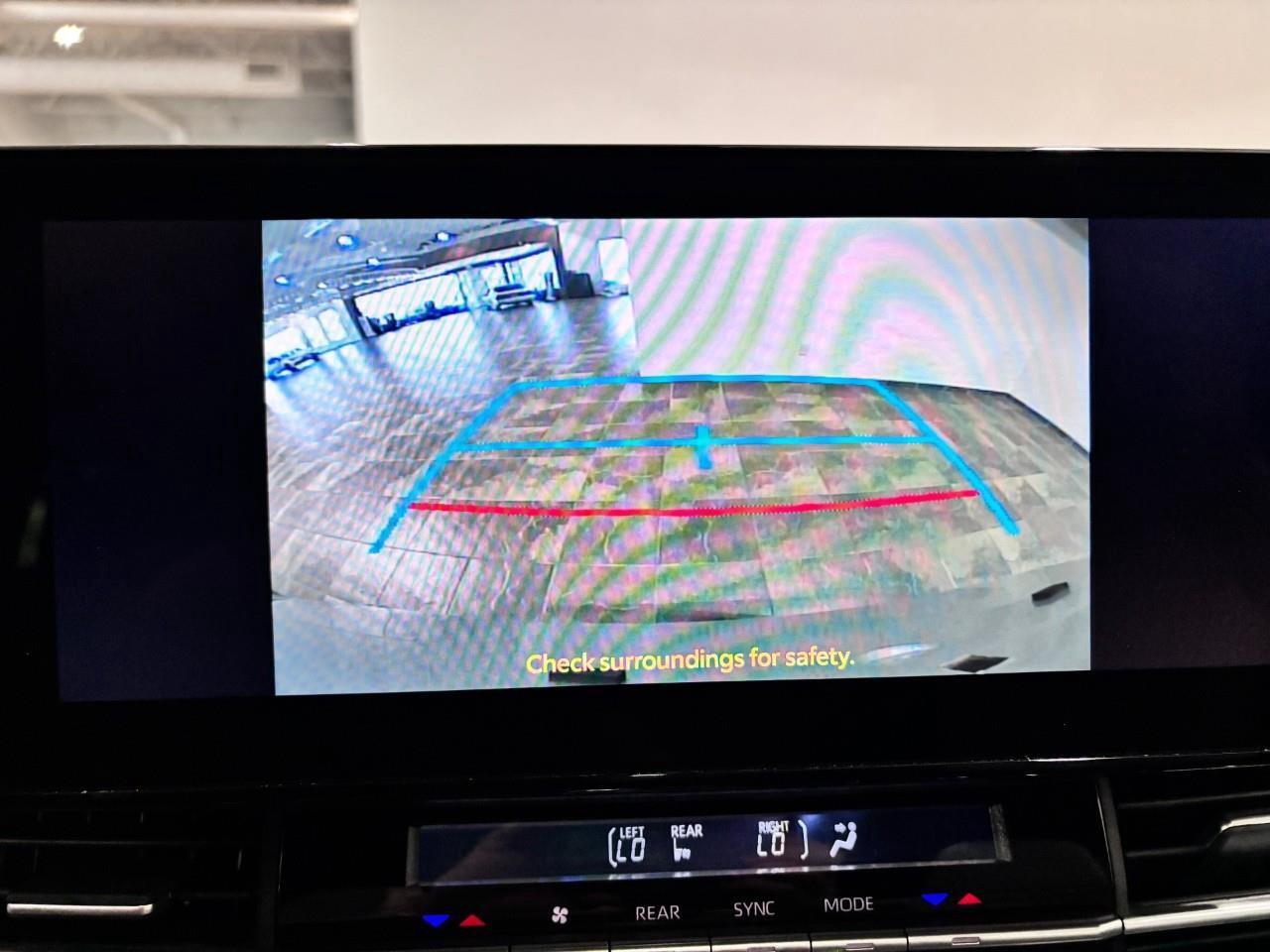 2025 Toyota Sienna XSE 7-Passenger Photo
