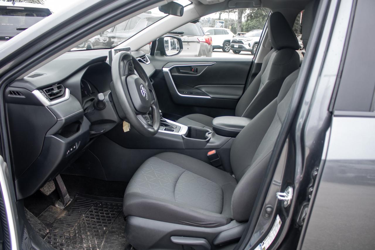 2023 Toyota RAV4 LE 4dr All-wheel Drive Photo