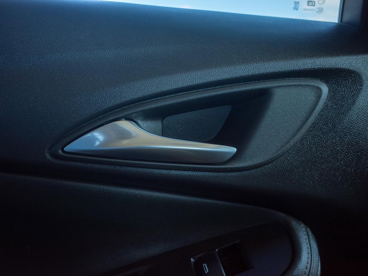 2024 Buick Encore GX Preferred - Rear A/C   WiFi Hotspot Photo