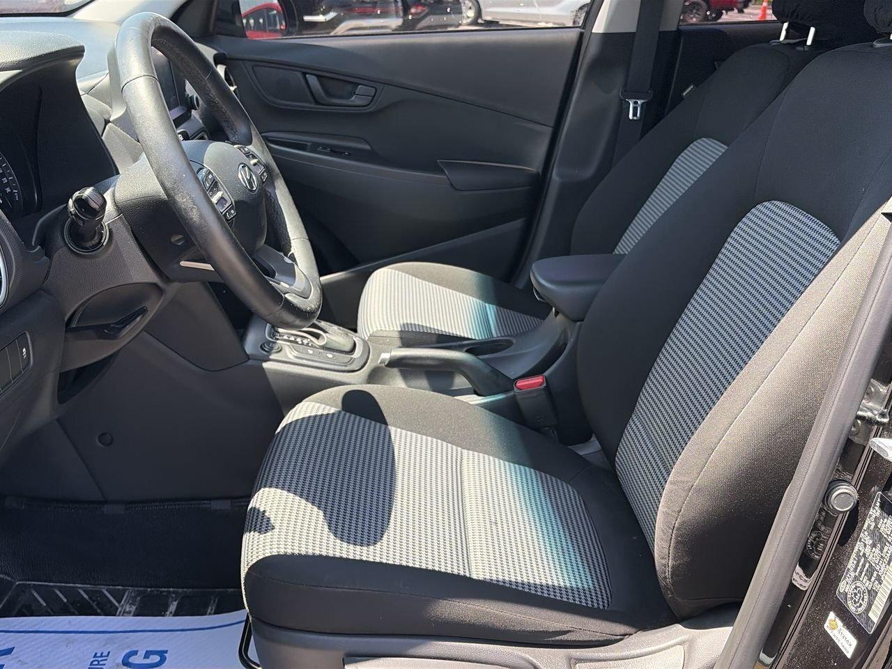 2020 Hyundai KONA Preferred NO ACCIDENTS   ONE OWNER   CARPLAY/ ANDR Photo