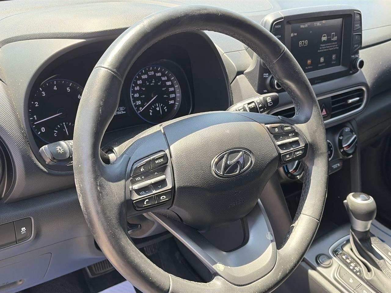 2020 Hyundai KONA Preferred NO ACCIDENTS   ONE OWNER   CARPLAY/ ANDR Photo