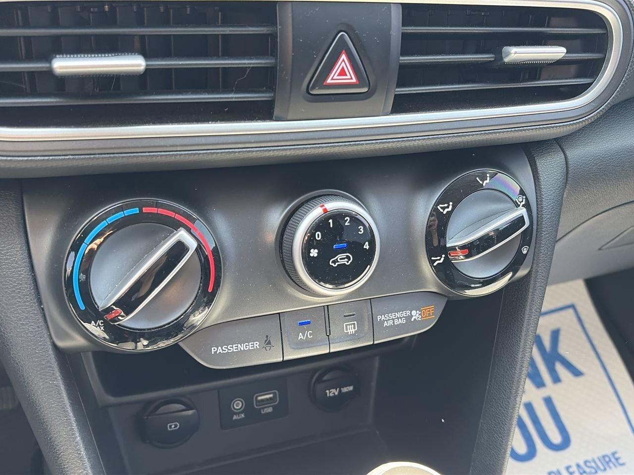 2020 Hyundai KONA Preferred NO ACCIDENTS   ONE OWNER   CARPLAY/ ANDR Photo