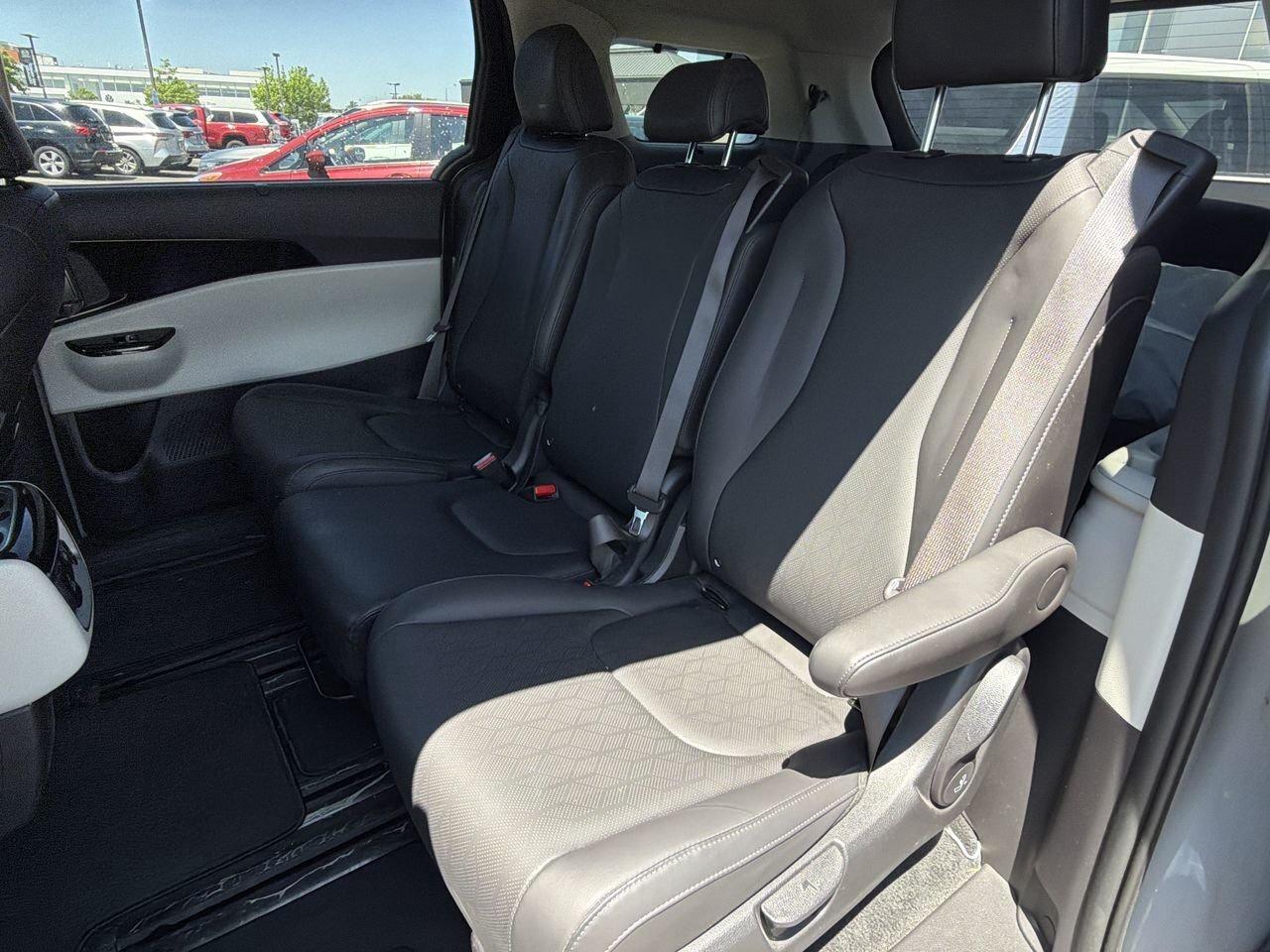 2024 Kia Carnival EX+ NO ACCIDENTS   2 TIRE SETS   8 SEATER   360CAM Photo