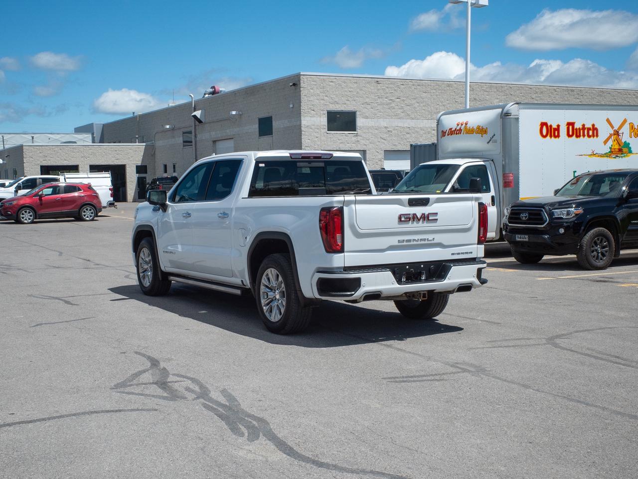 2019 GMC Sierra 1500 Denali - Blind Spot Monitor   Stability Control Photo