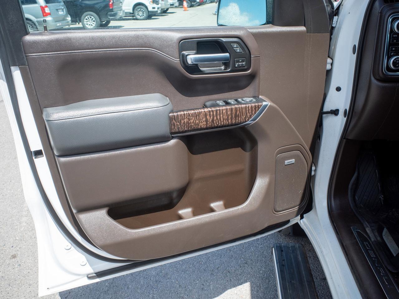 2019 GMC Sierra 1500 Denali - Blind Spot Monitor   Stability Control Photo