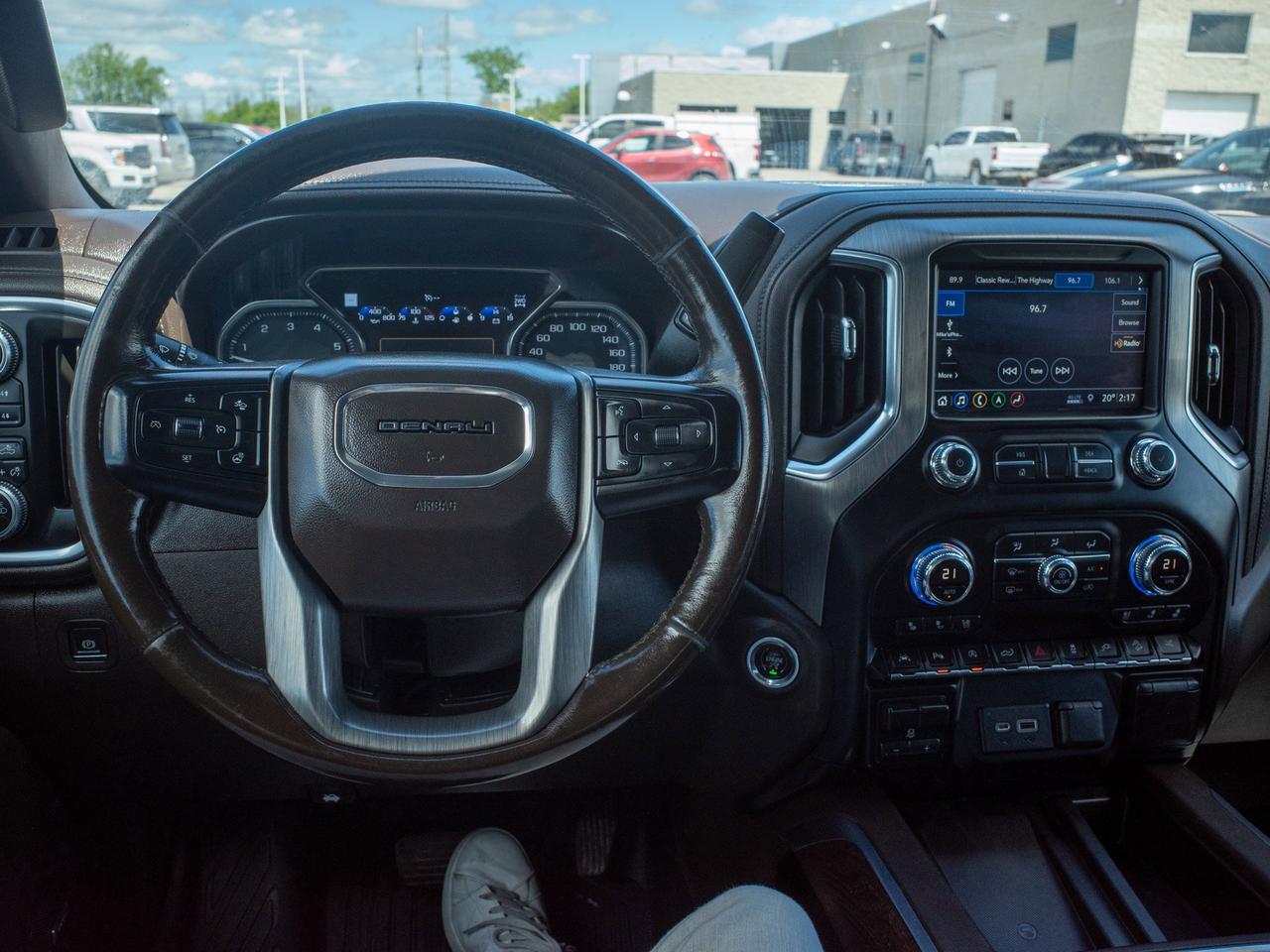 2019 GMC Sierra 1500 Denali - Blind Spot Monitor   Stability Control Photo