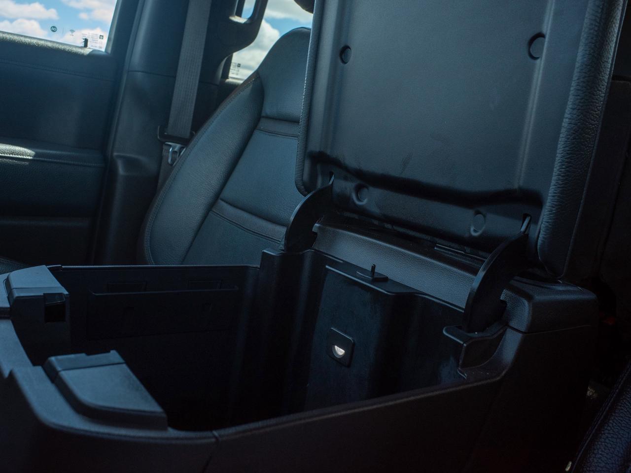 2019 GMC Sierra 1500 Denali - Blind Spot Monitor   Stability Control Photo