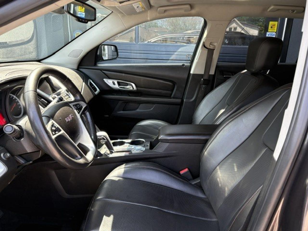 2014 GMC Terrain FWD SLT-1, SUNROOF, LEATHER, NAVI, REAR CAMERA!! Photo