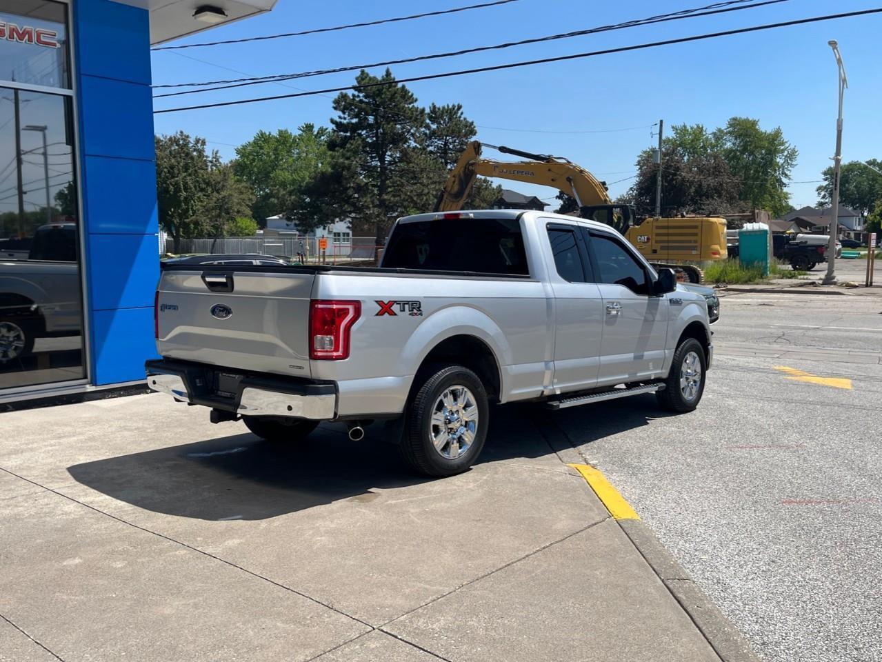 2015 Ford F-150  Photo4