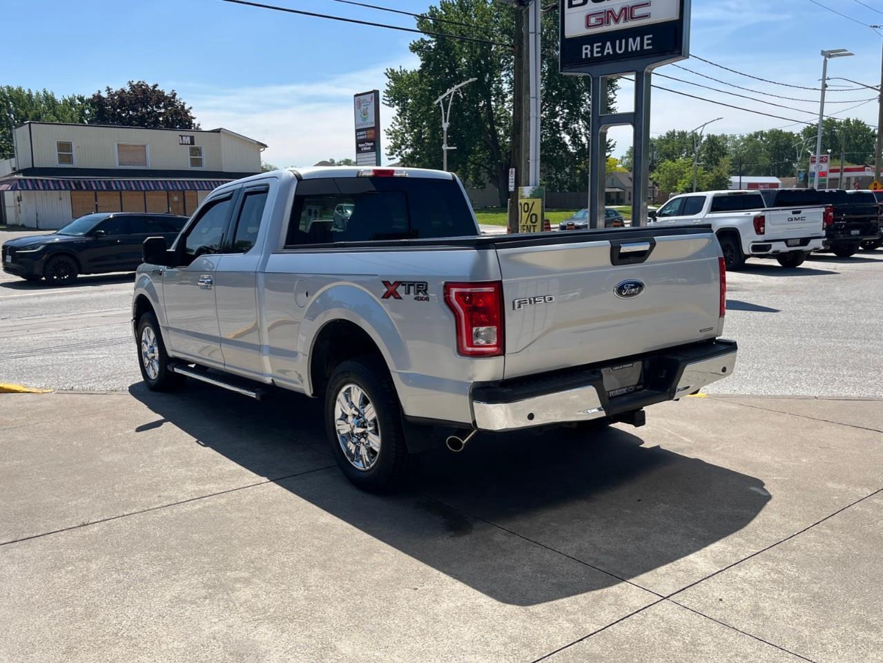 2015 Ford F-150  Photo