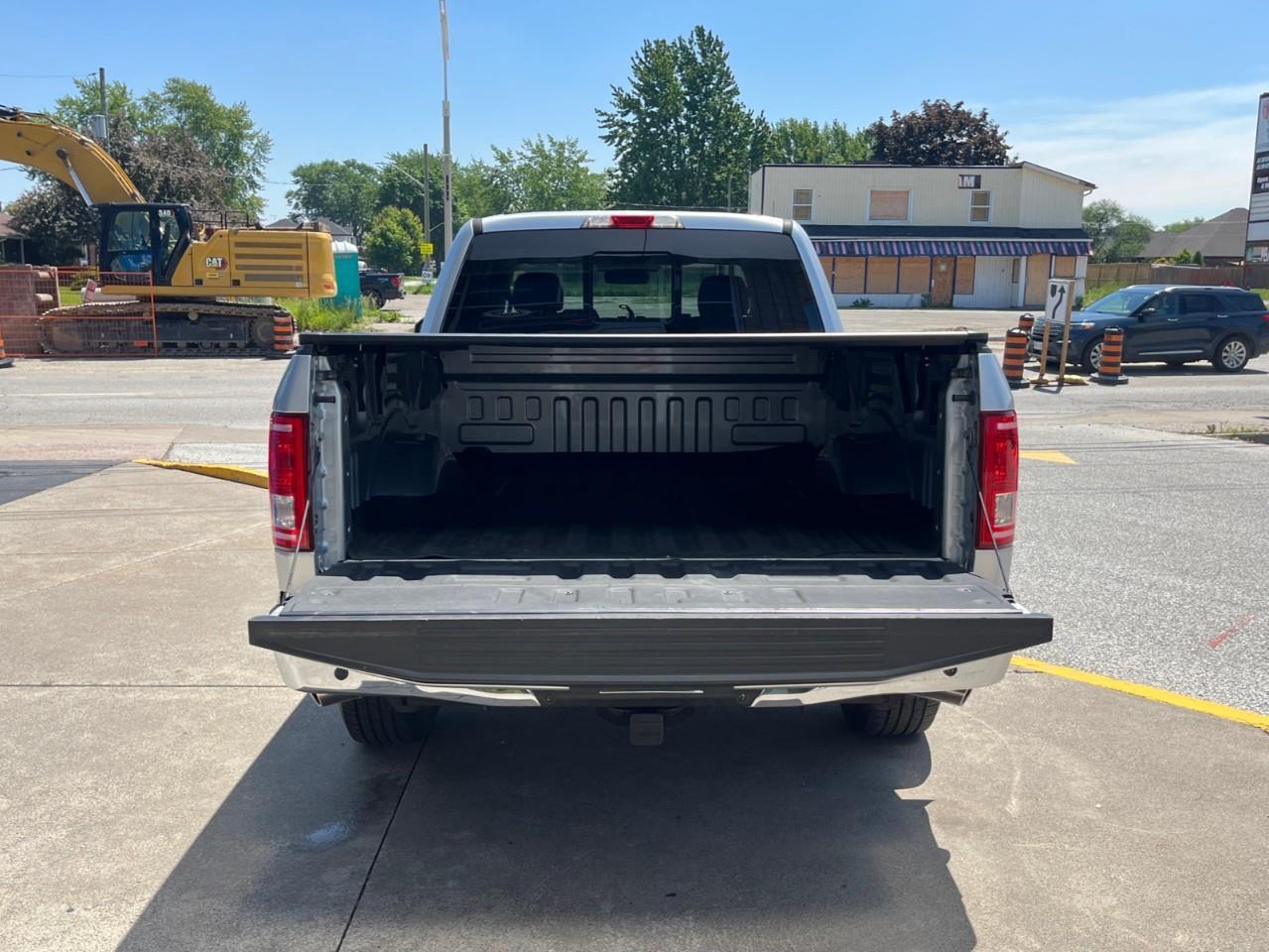 2015 Ford F-150  Photo