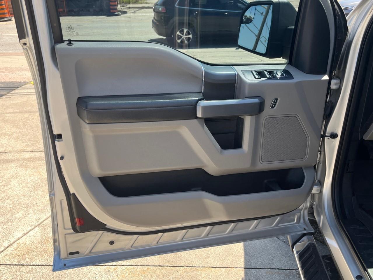 2015 Ford F-150  Photo