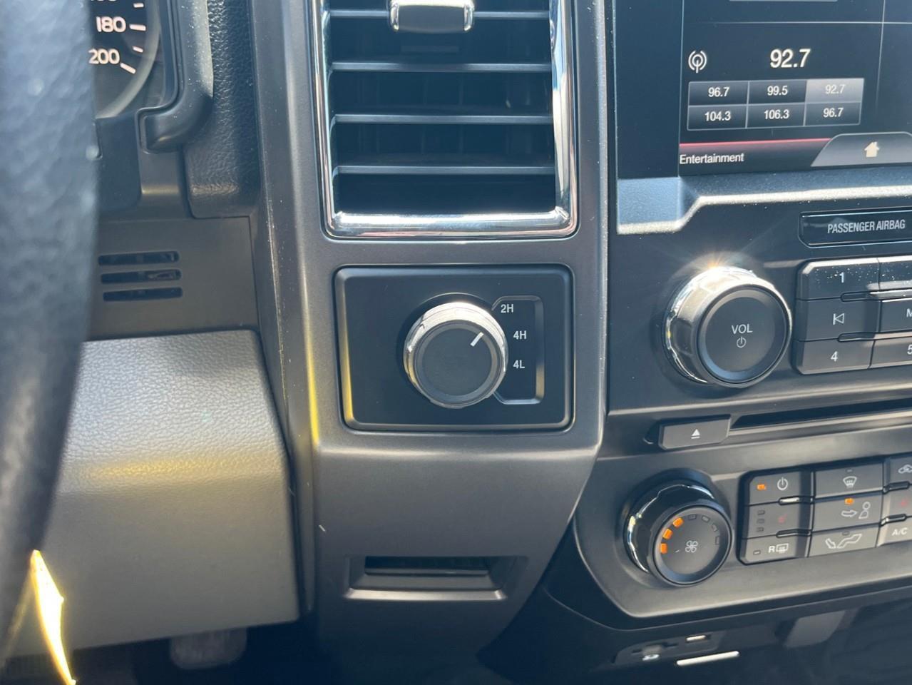 2015 Ford F-150  Photo