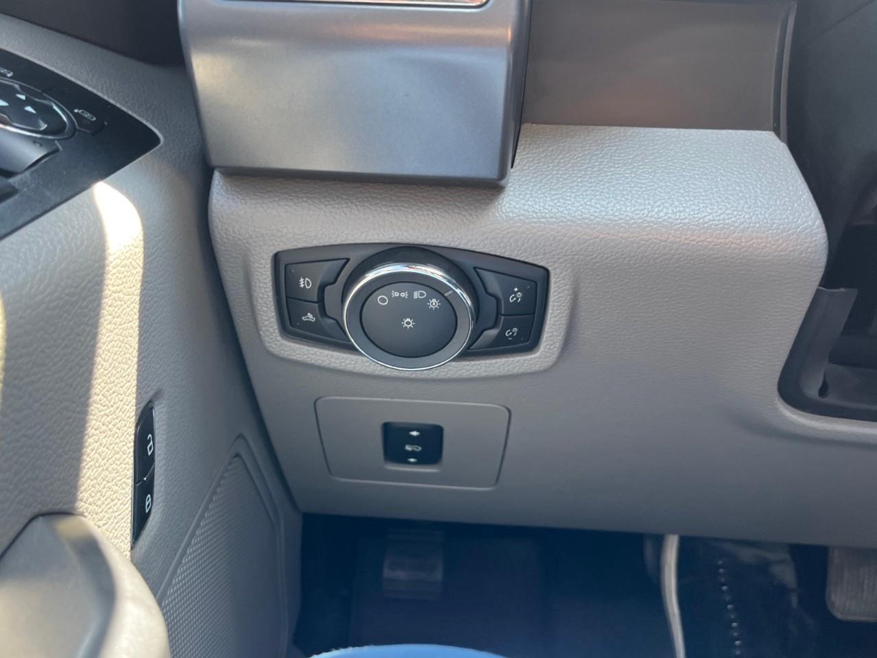 2015 Ford F-150  Photo