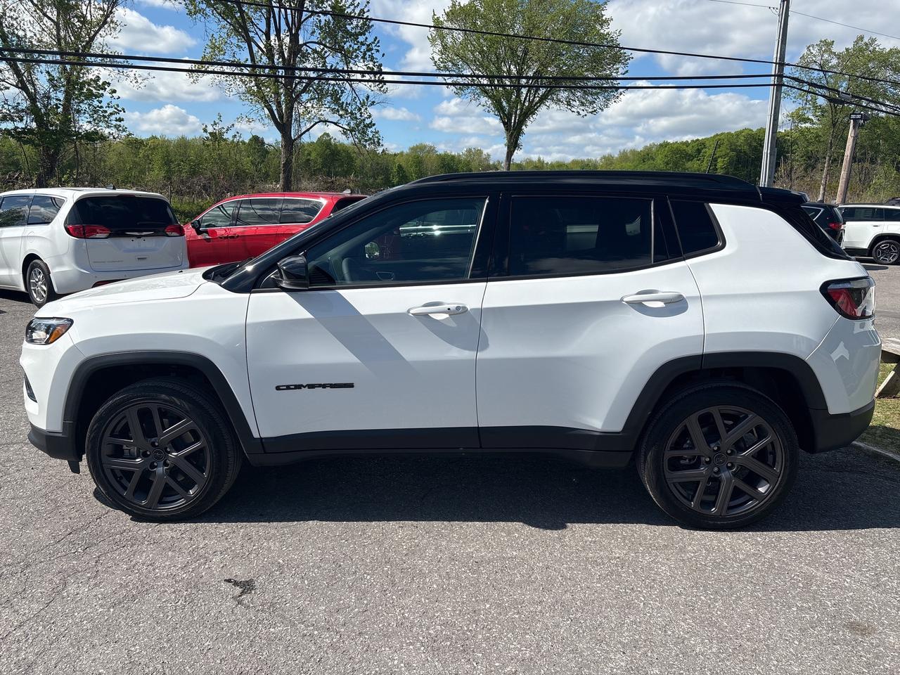 2026 Jeep Compass LIMITED Photo