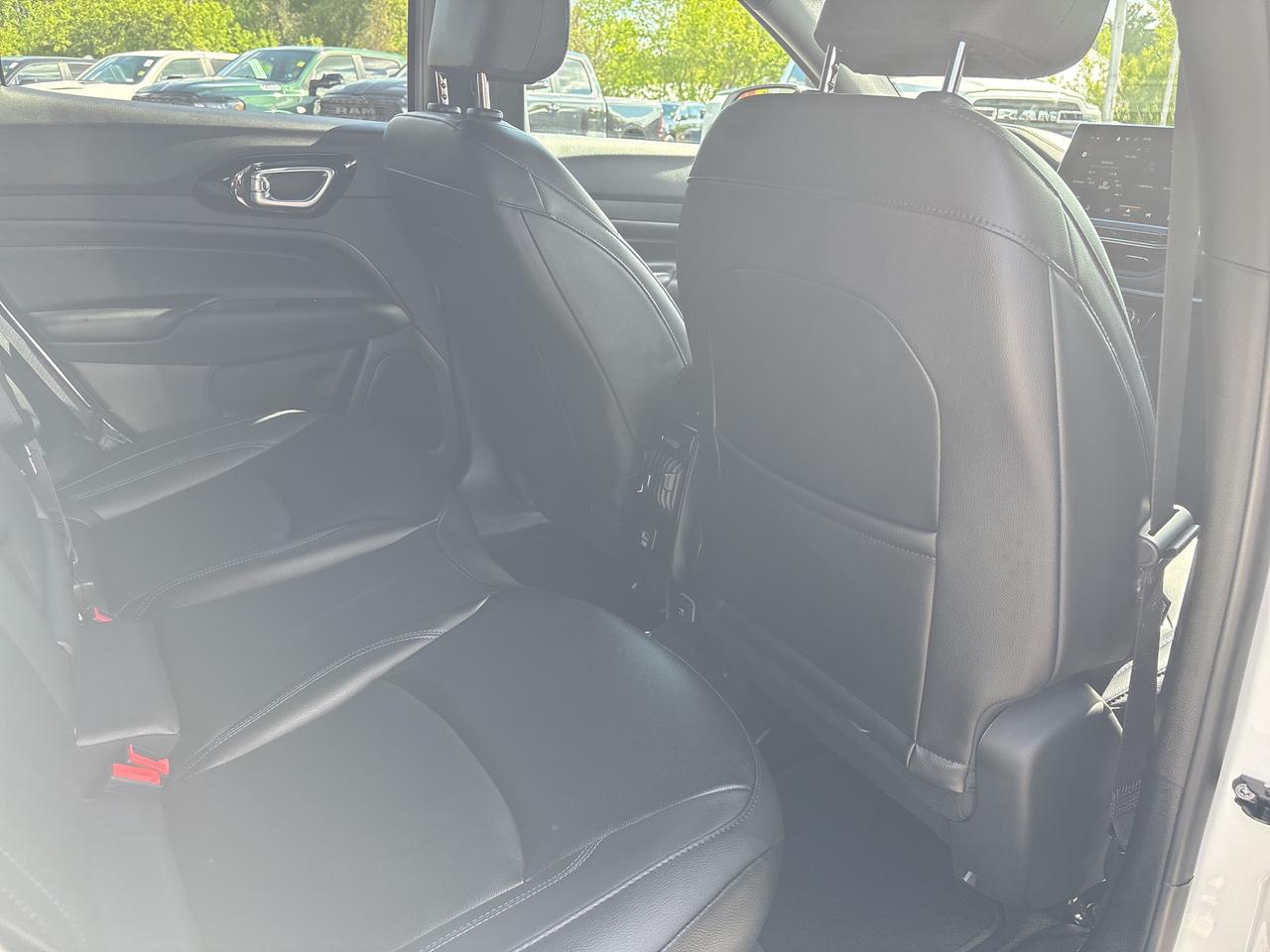 2026 Jeep Compass LIMITED Photo