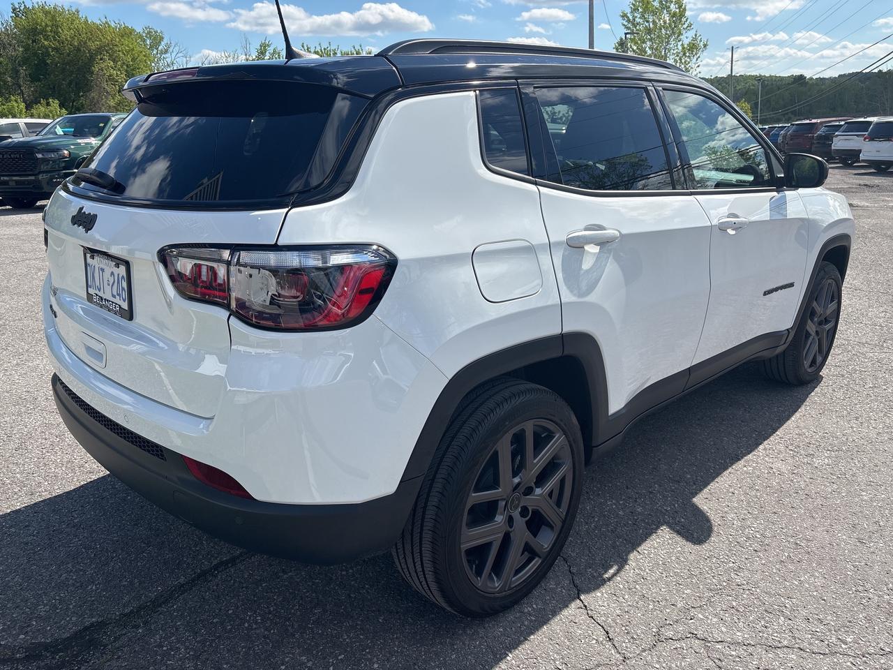 2026 Jeep Compass LIMITED Photo