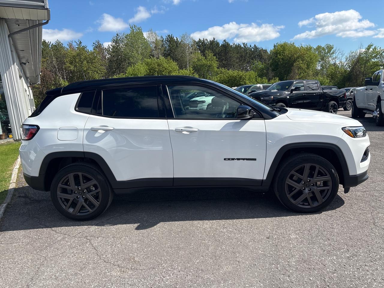 2026 Jeep Compass LIMITED Photo