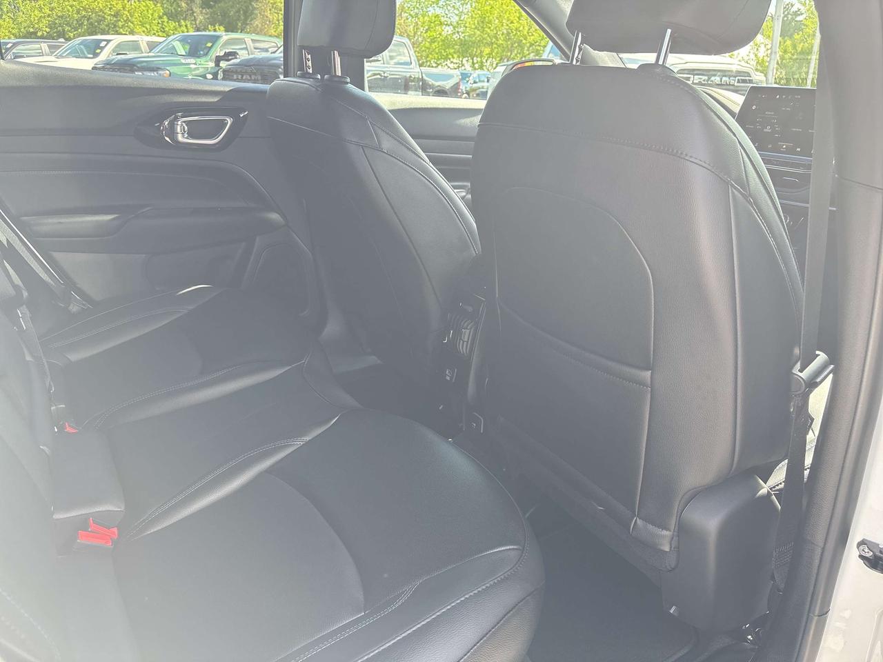 2026 Jeep Compass LIMITED Photo