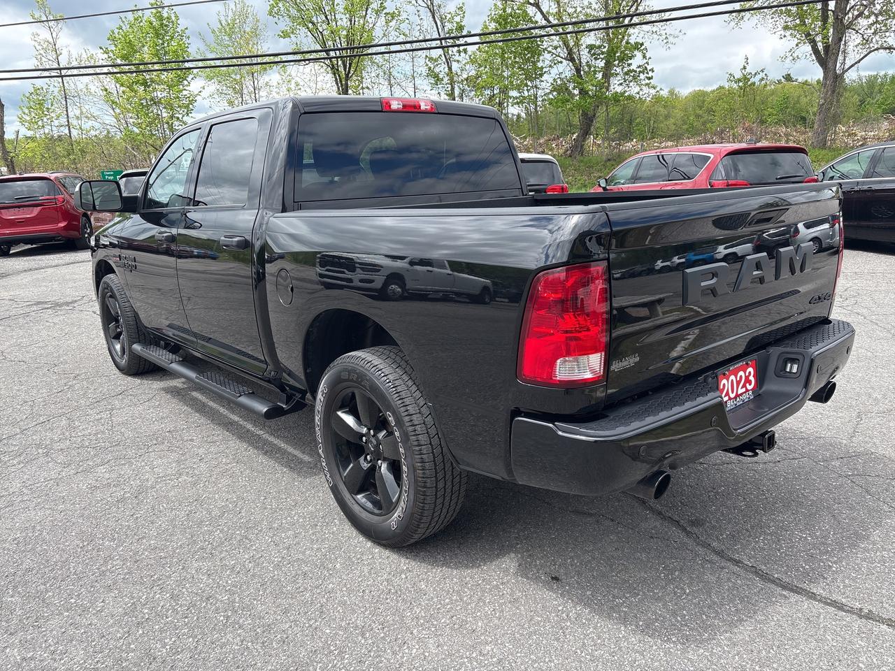 2023 RAM 1500 Classic EXPRESS Photo