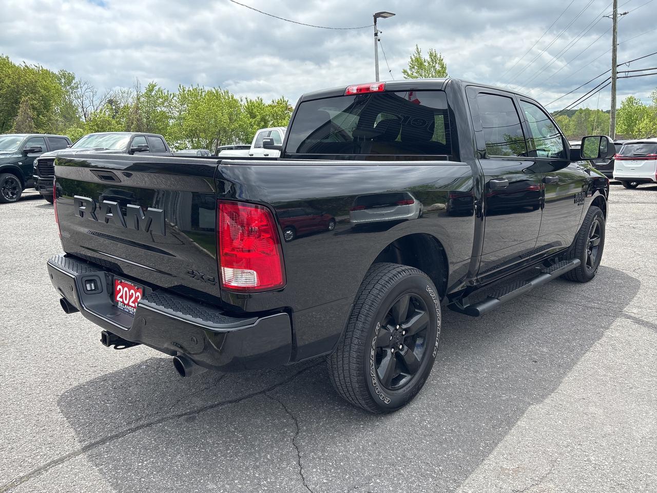 2023 RAM 1500 Classic EXPRESS Photo