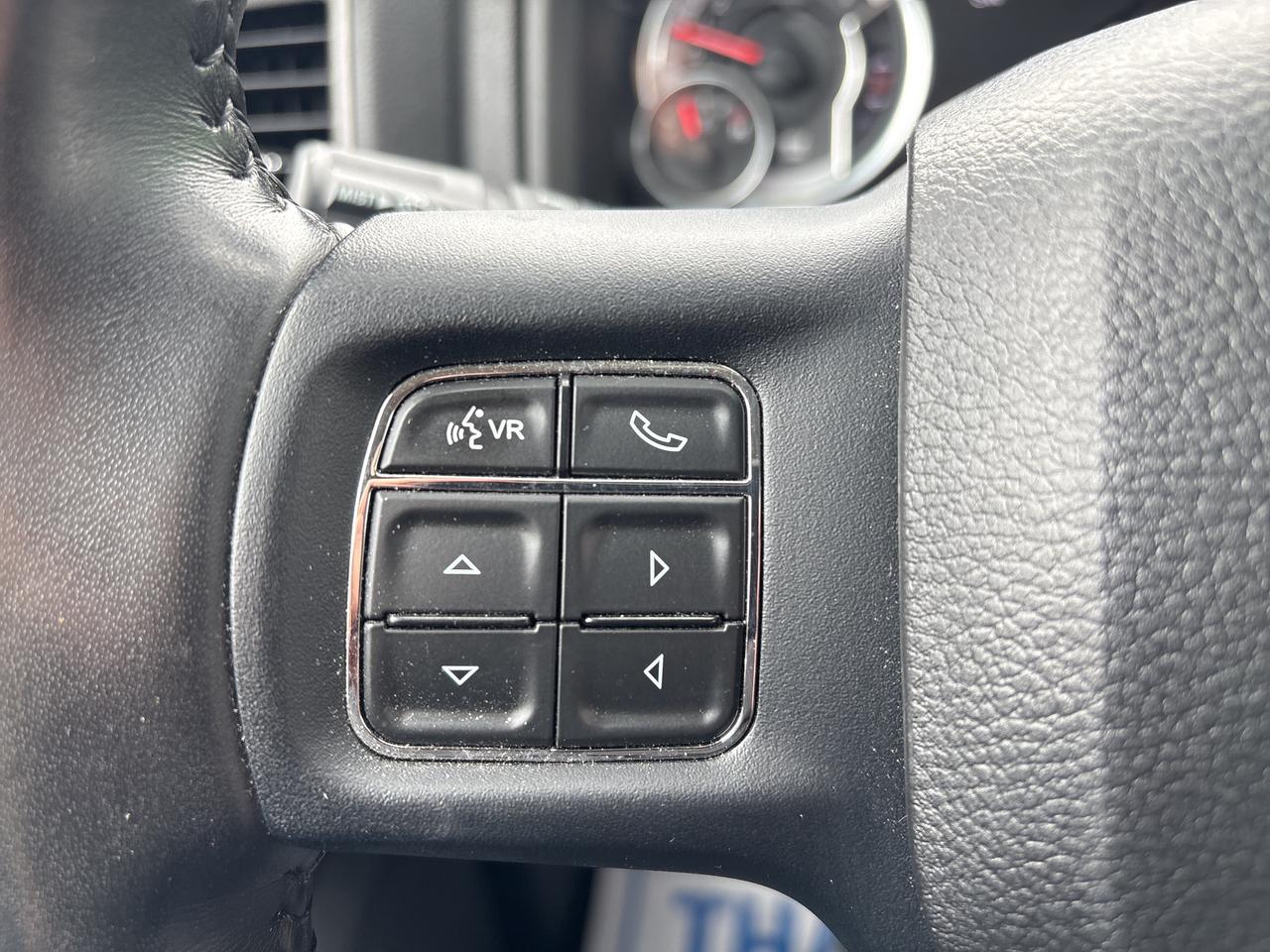 2023 RAM 1500 Classic EXPRESS Photo