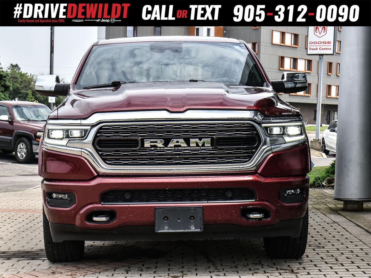 2022 RAM 1500 LIMITED   PANO ROOF   PREMIUM LEATHER SEATS Photo