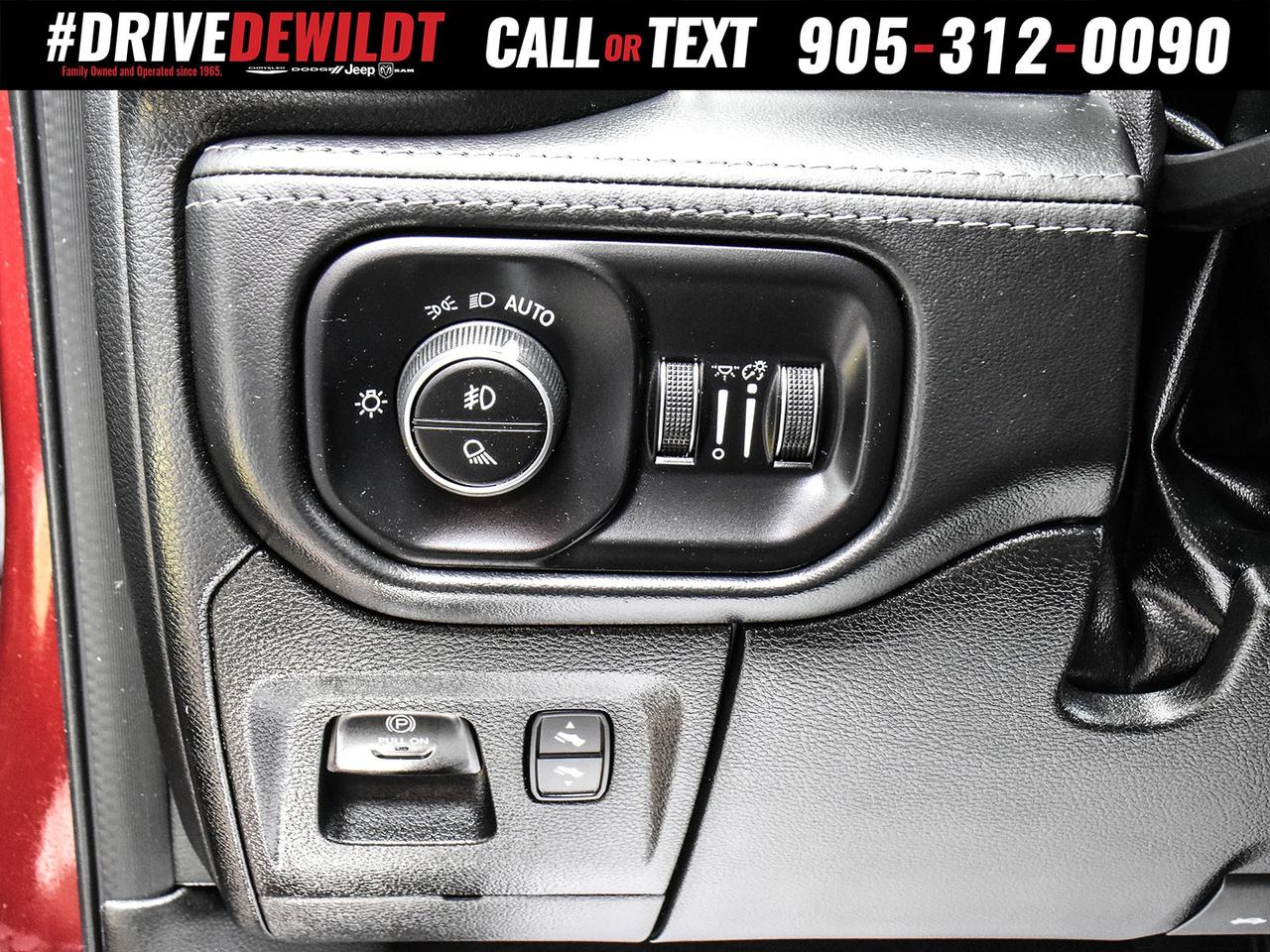 2022 RAM 1500 LIMITED   PANO ROOF   PREMIUM LEATHER SEATS Photo