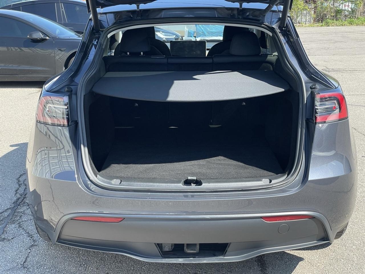 2023 Tesla Model Y Performance   Enhanced Autopilot   Tow PKG   CLEAN Photo