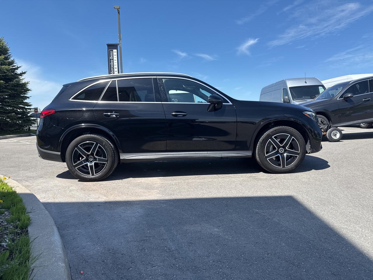 2026 Mercedes-Benz GLC GLC 300 Photo