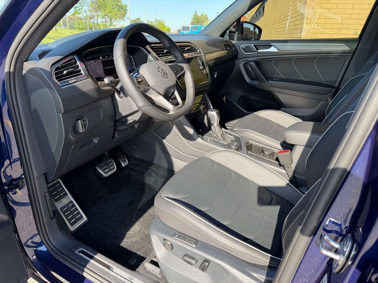 2024 Volkswagen Tiguan Highline R-Line 1 Owner Clean Carfax Certified Photo