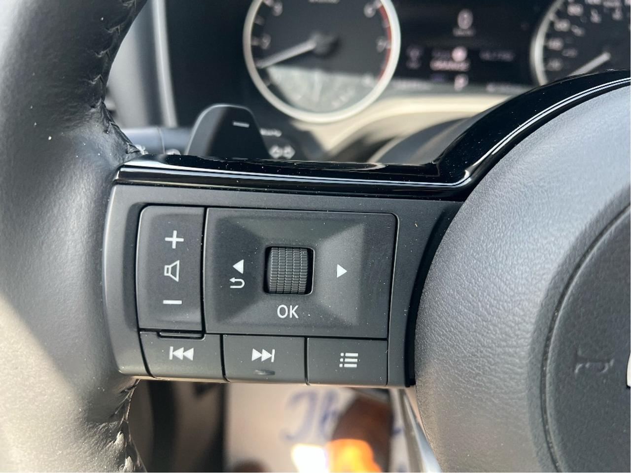 2023 Nissan Rogue SV AWD *SUNROOF *SAFETY SHIELD *POWER SEAT Photo