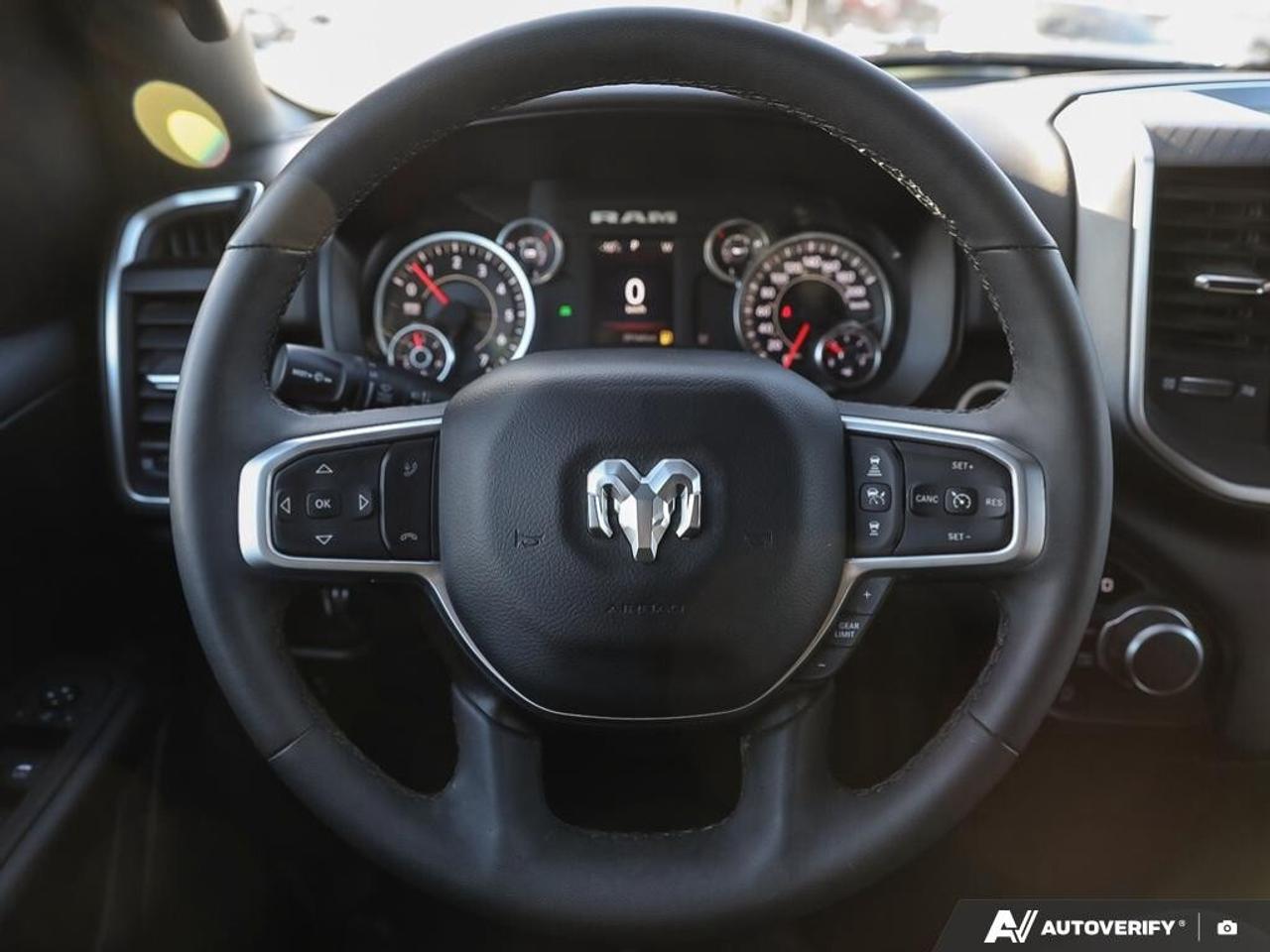 2025 RAM 1500 LVL 1   V6 Fuel Efficiency   No Accidents Photo