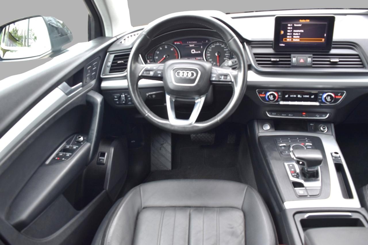2020 Audi Q5 Komfort AWD Back Up Camera Photo