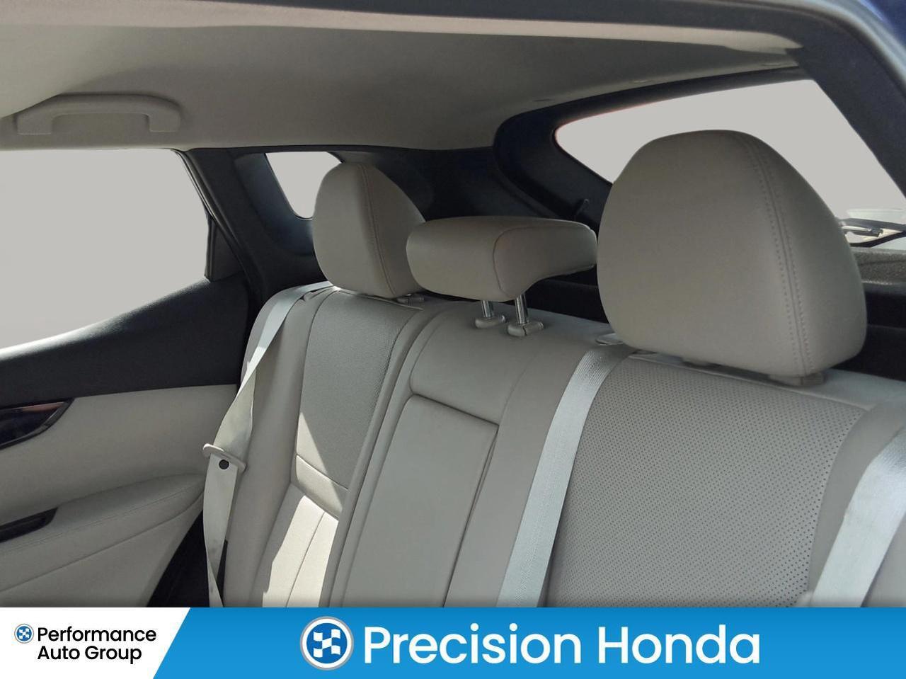 2021 Nissan Qashqai SL Leather Sunroof Navigation CarPlay Photo