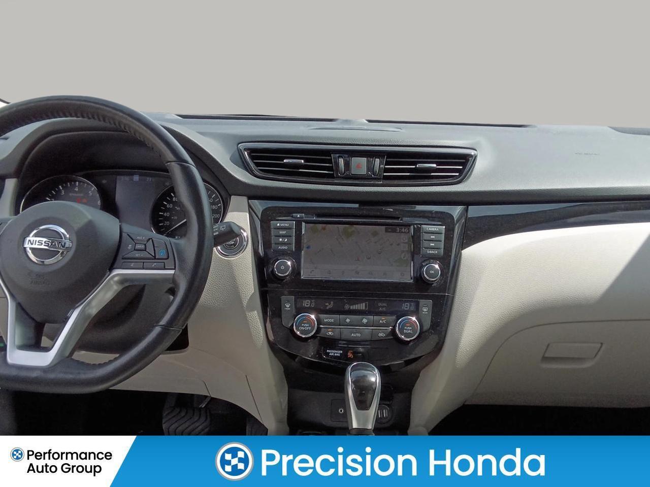2021 Nissan Qashqai SL Leather Sunroof Navigation CarPlay Photo